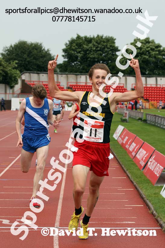 Inter boys 3000 metres, English Schools Track and Field. Photo: David T. Hewitson/Sports for All Pics